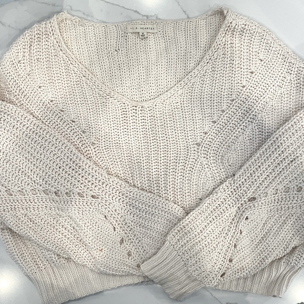 LA Hearts White Sweater Size M